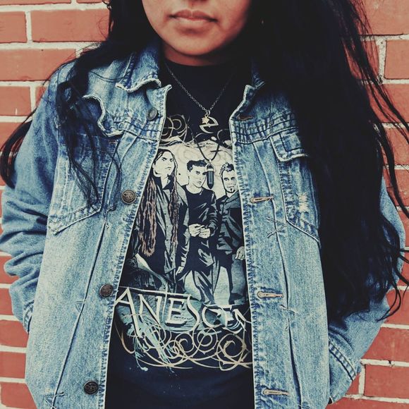 Meet your Posher, Kittie - Picture 1 of 1